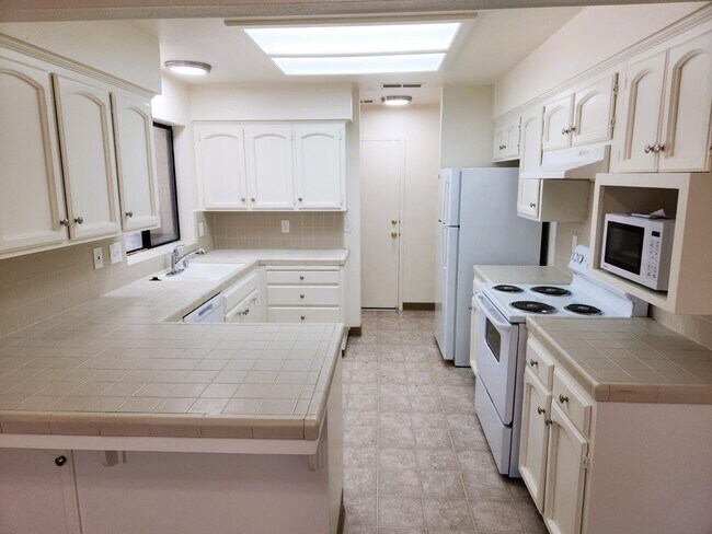 Foto del edificio - 5237 E Lyell Ave