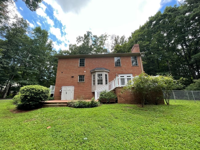Building Photo - 19295 Briar Patch Dr
