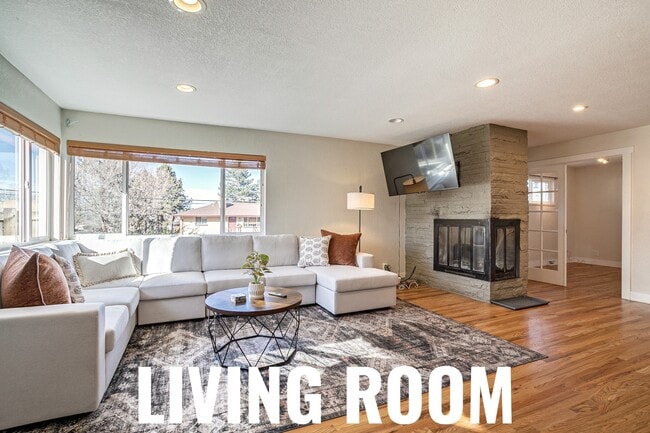 Foto del edificio - 10490 W Dakota Ave