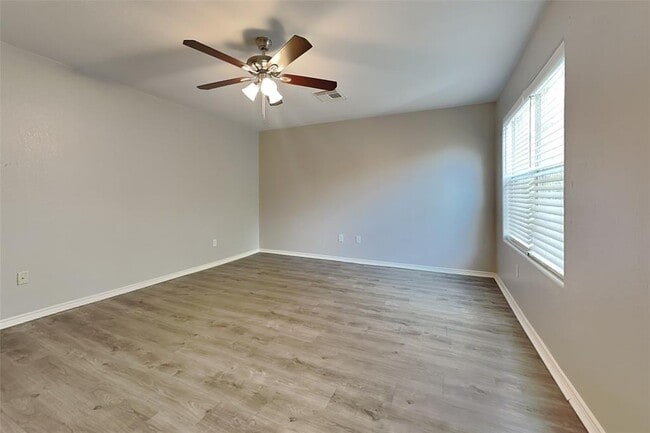 Building Photo - 417 Mystic Trail Loop