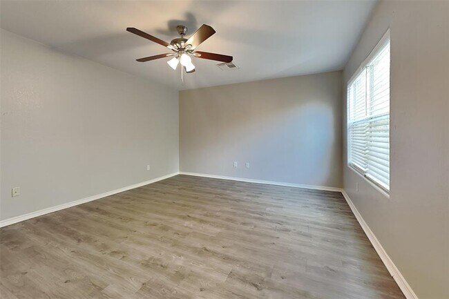 Foto del edificio - 417 Mystic Trail Loop