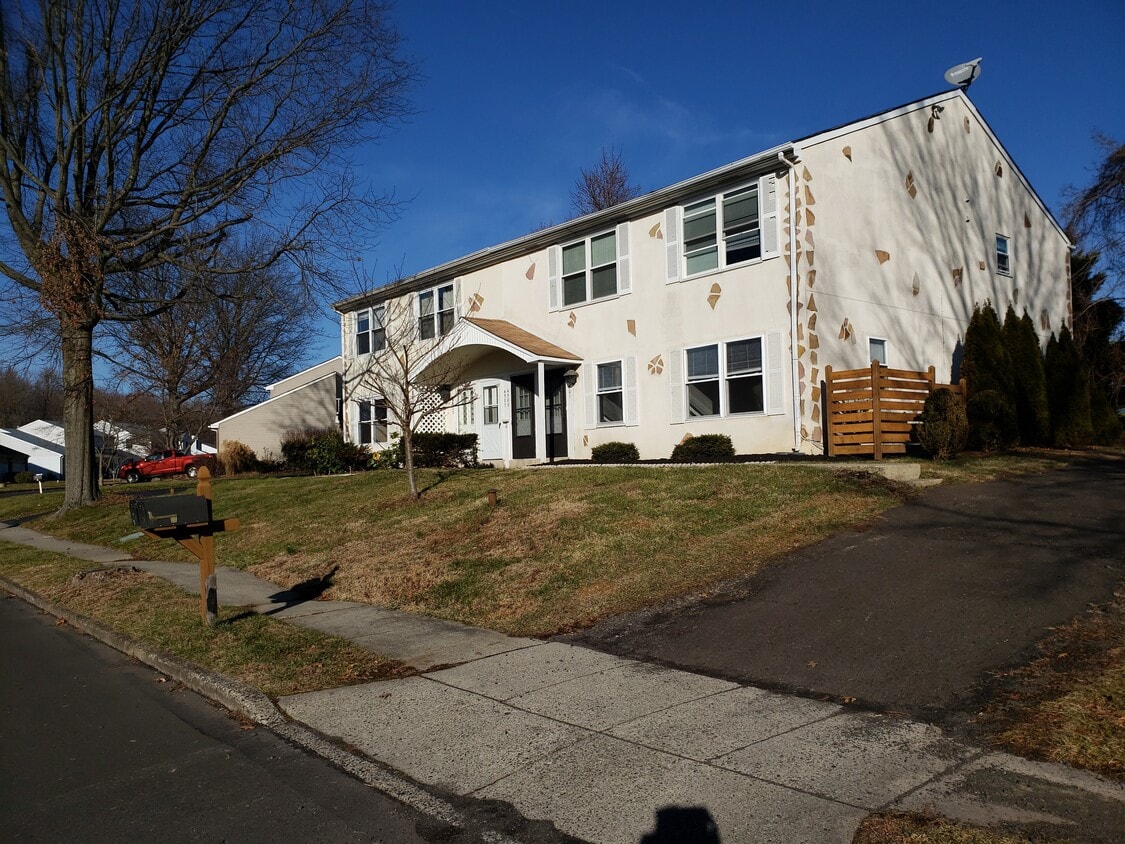 Primary Photo - 4501 Winding Brook Dr