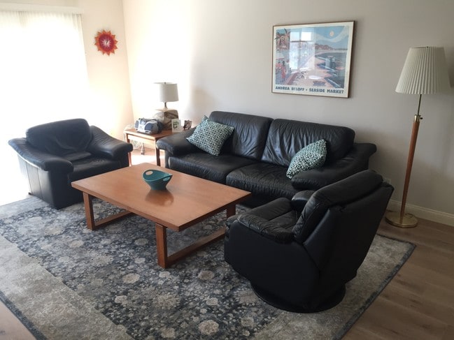 Building Photo - 2308 Schader Dr