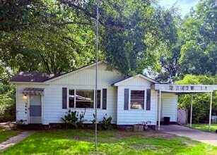Building Photo - 1626 59th Pl S