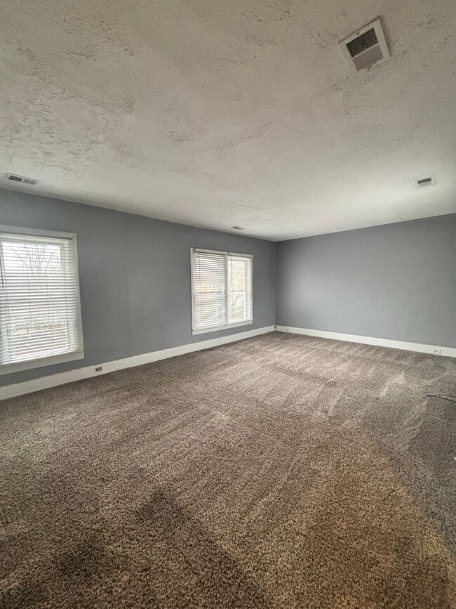 Photo - 2337 E 5th Ave Apartment