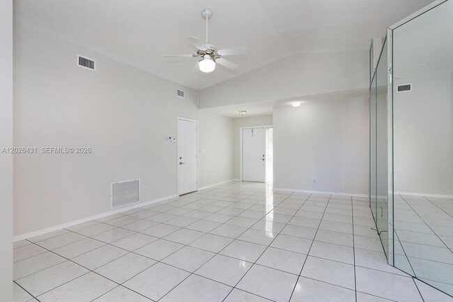 Foto del edificio - 12357 SW 144th Terrace