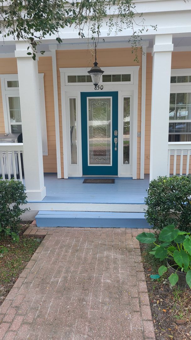 Foto del edificio - Stunning 4 Bedroom 4 bathroom home in Hilc...