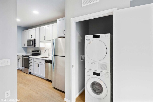 Interior Photo - Lago Apartments