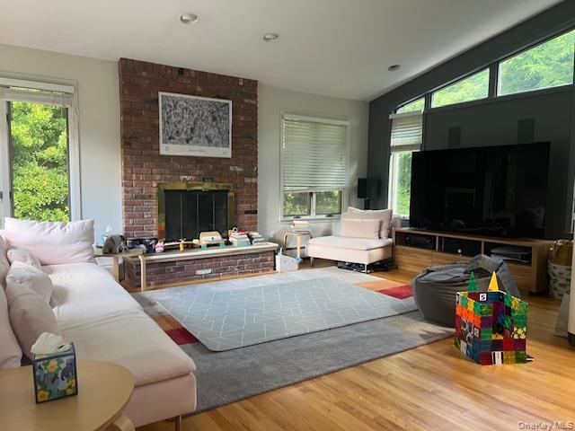 Foto del edificio - 36 Coolidge Ave