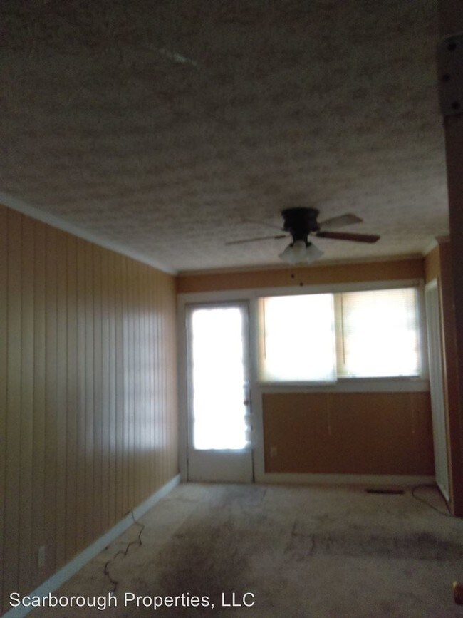 Building Photo - 4 br, 1 bath House - 1405 Woodrow Ave