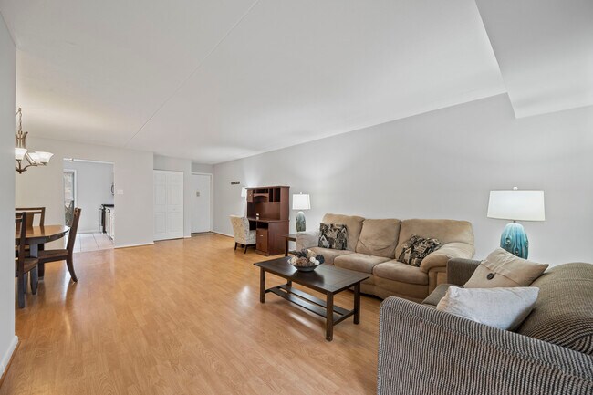 Foto del edificio - 253 Shawmont Ave