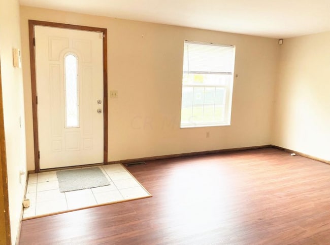 Building Photo - 2038 Shawbury Ct W