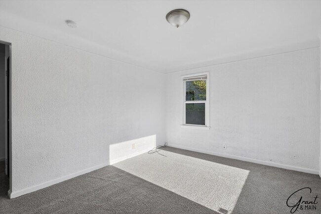 Foto del edificio - 20259 Oakfield Ave