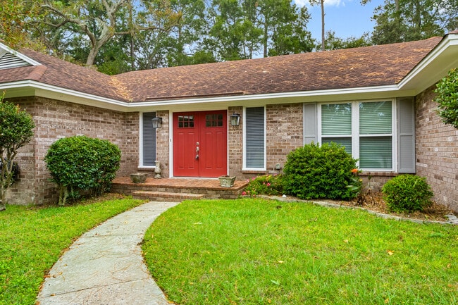 Foto del edificio - 1529 Whitfield Park Cir
