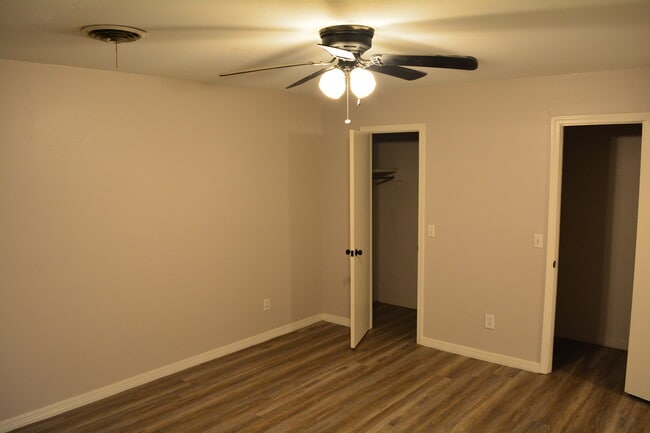 Building Photo - 6211 Belpree Rd