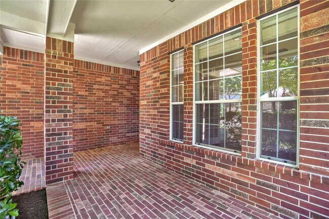 Foto del edificio - 18 N Queenscliff Cir