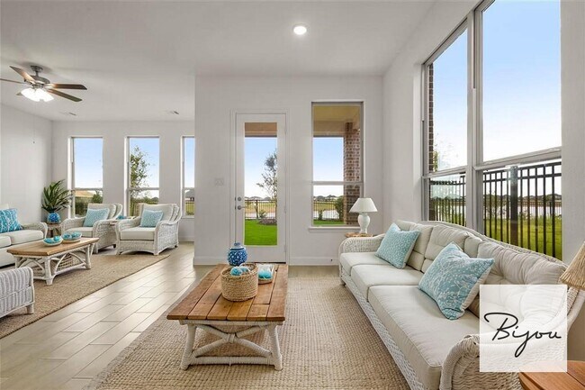 Building Photo - 2064 Terra Rose Dr