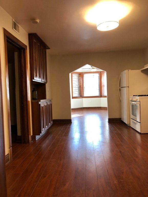 Kitchen/living room - 1918 S Albany Ave