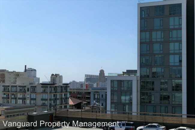 Building Photo - 1635 California St