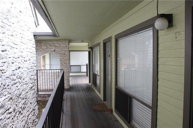 Building Photo - 2815 Rio Grande St