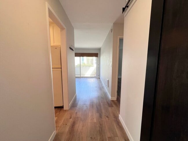 Foto del edificio - Condo Unit Available