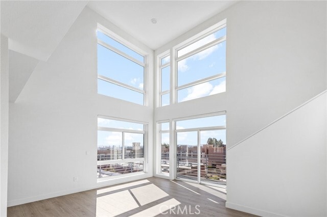 Building Photo - 168 S Monterey St