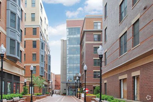 The Metropolitan at 40 Park