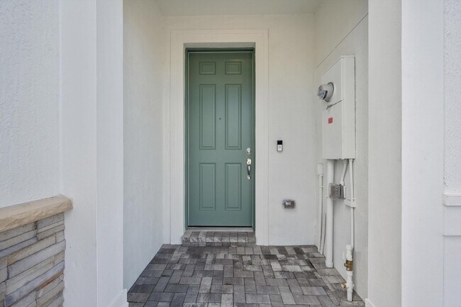 Building Photo - 7638 SW Lucy Ln