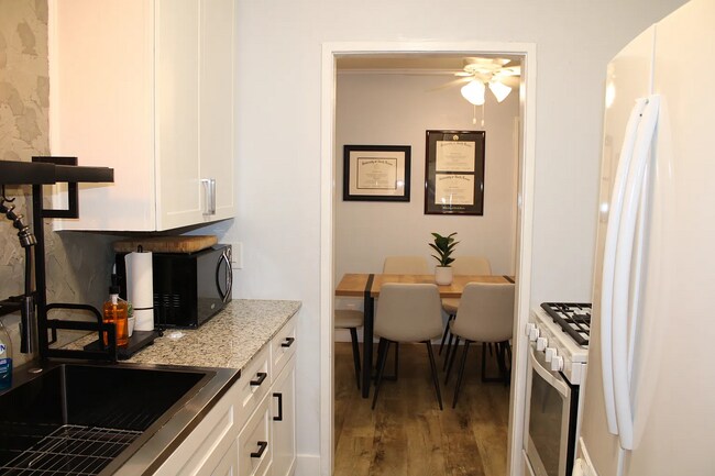 Foto del edificio - 601 Crescent St