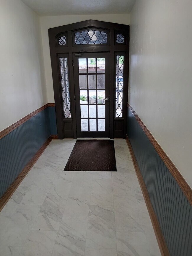 Foto del edificio - 2 Bedroom / 1.5 Bath Condo  Johnson City, TN