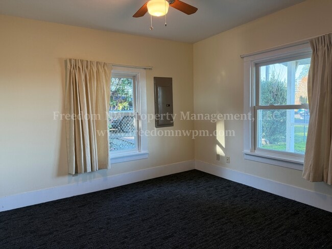 Foto del edificio - 3414 Cooks Hill Rd