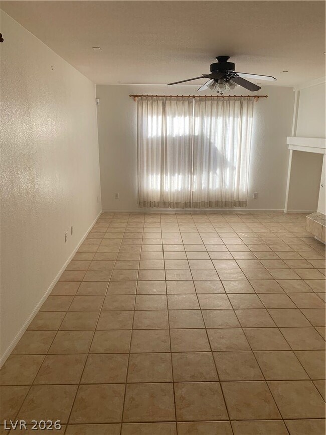 Foto del edificio - 7575 Aurora Glow St