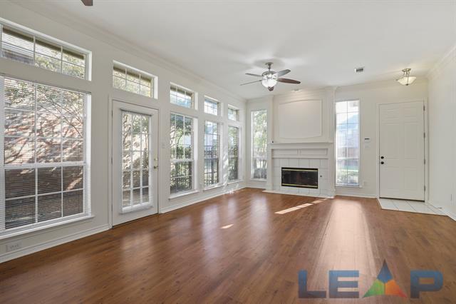 Foto del edificio - 8704 Moss Hill Rd