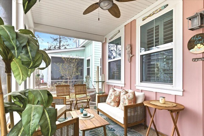 Foto del edificio - 247 Tropics Ave