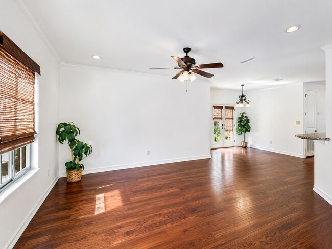Building Photo - 8216 Casa Verde Rd