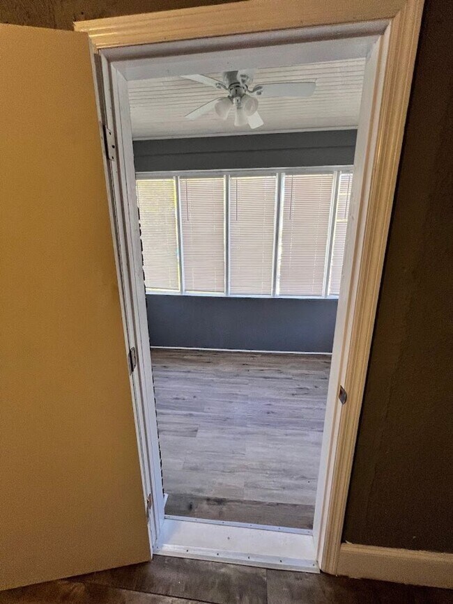 Foto del edificio - MOVE IN READY