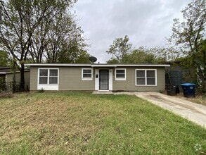 Building Photo - 4024 Wiman Dr