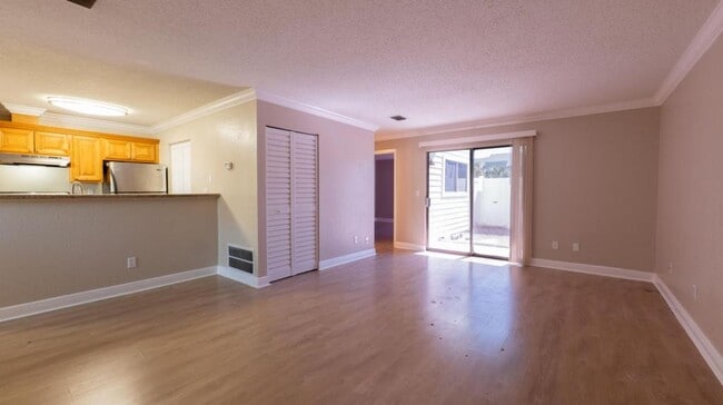 Foto del edificio - 7298 Ulmerton Rd