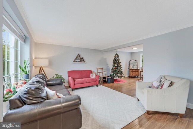 Building Photo - 12918 Framingham Ct