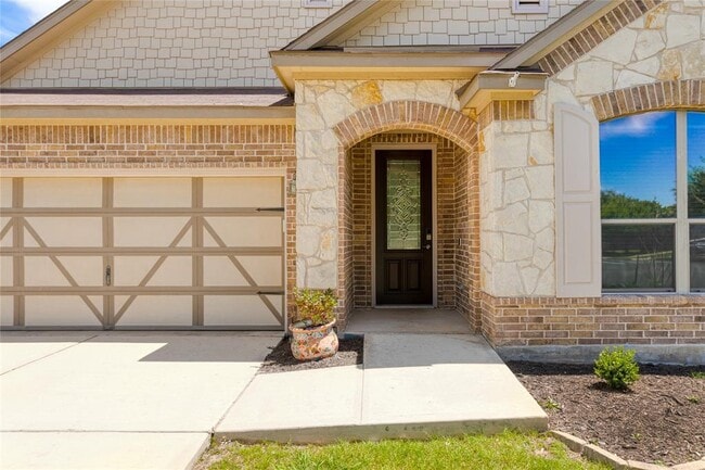 Building Photo - 8725 Panadero Dr