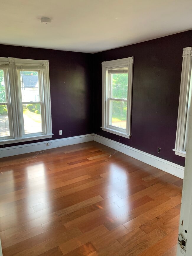 Bedroom - 32A Highland St