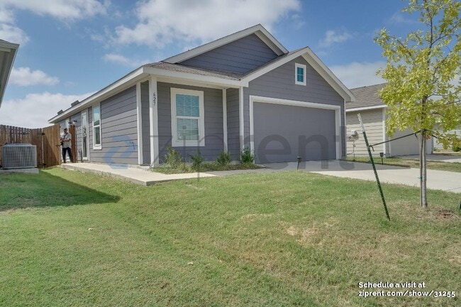 Building Photo - 627 Cochran Dr