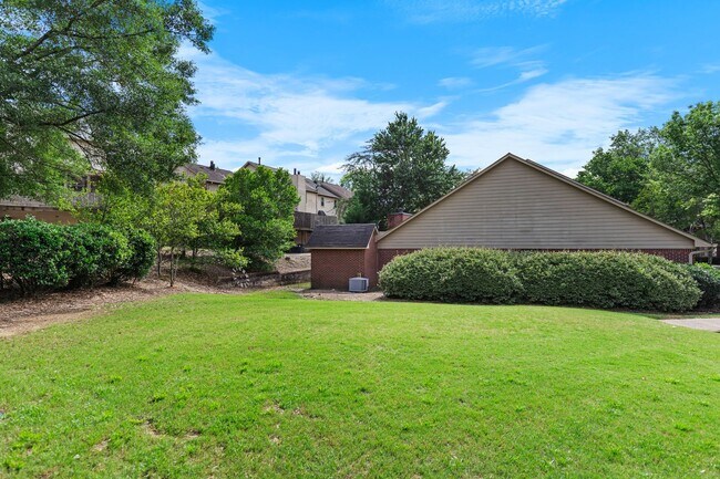 Foto del edificio - ?Just Listed for Lease in Hoover!?