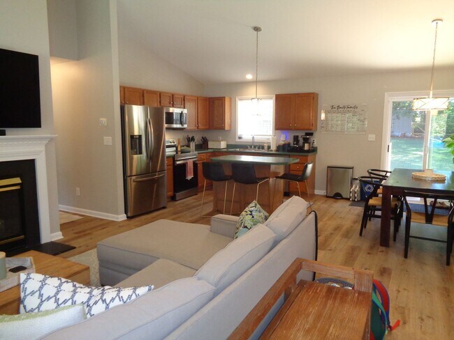 Foto del edificio - NICE-One Level House for Rent in Oak Ridge