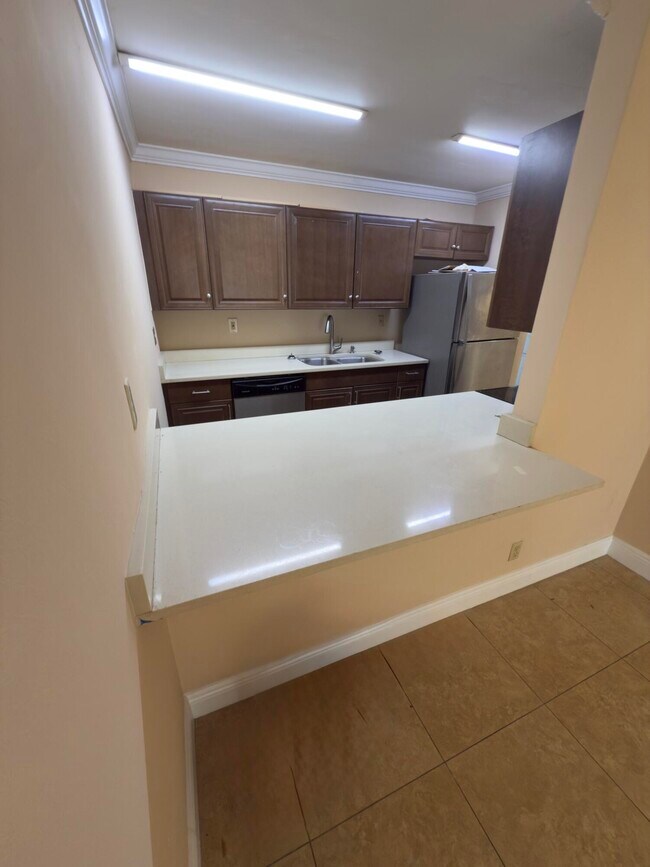 Foto del edificio - 1880 N Congress Ave