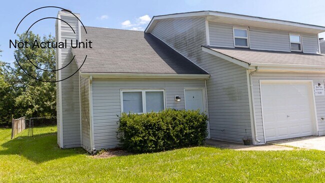 Foto del edificio - 7220 N Moberly Dr