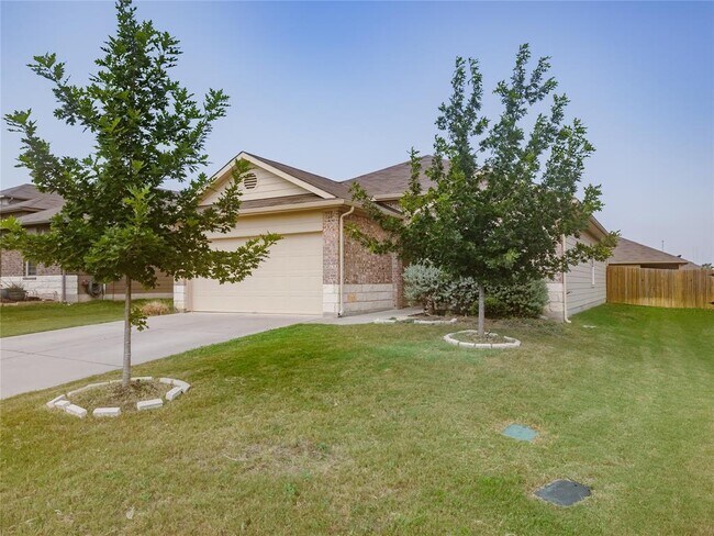 Building Photo - 1400 Ferryman Dr