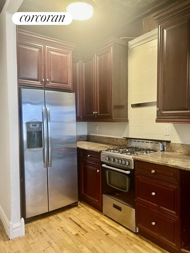 Foto del edificio - 309 E 105th St
