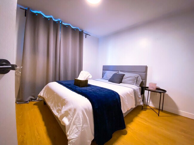 Foto del edificio - 4532 S Briarcreek Dr