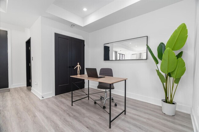 Photo du bâtiment - 603 Queens Ave